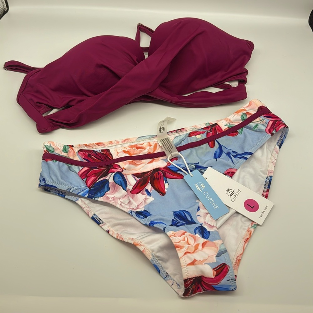 Cupshe Bikini size Large. New with Tags